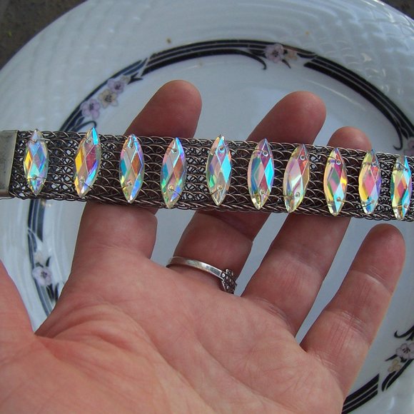 Hand Designed - Exquisite Vintage Crystal Bracelet - Picture 4 of 6